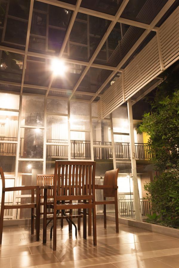Griya Regato Hotel Yakarta Exterior foto